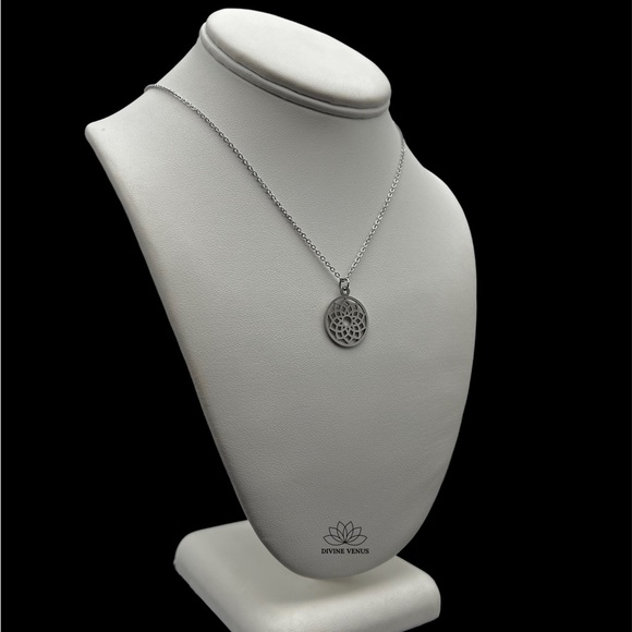 Sahasrara Necklace | Stainless Steel Jewelry - Picture 10 of 10